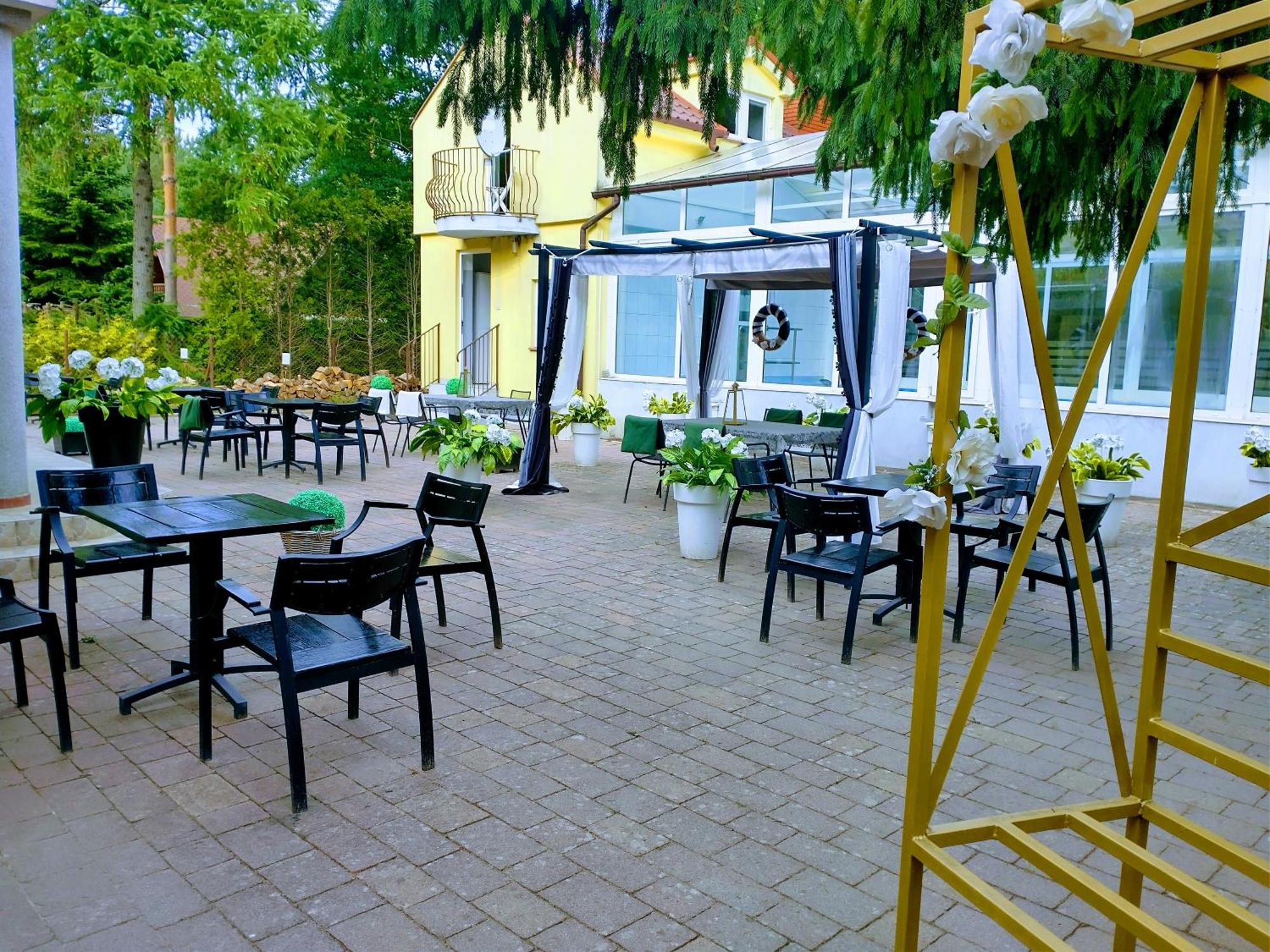 Korab Wiselka & Spa Hotel Exterior photo